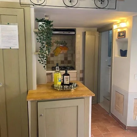 Domus Chiavari House Roma